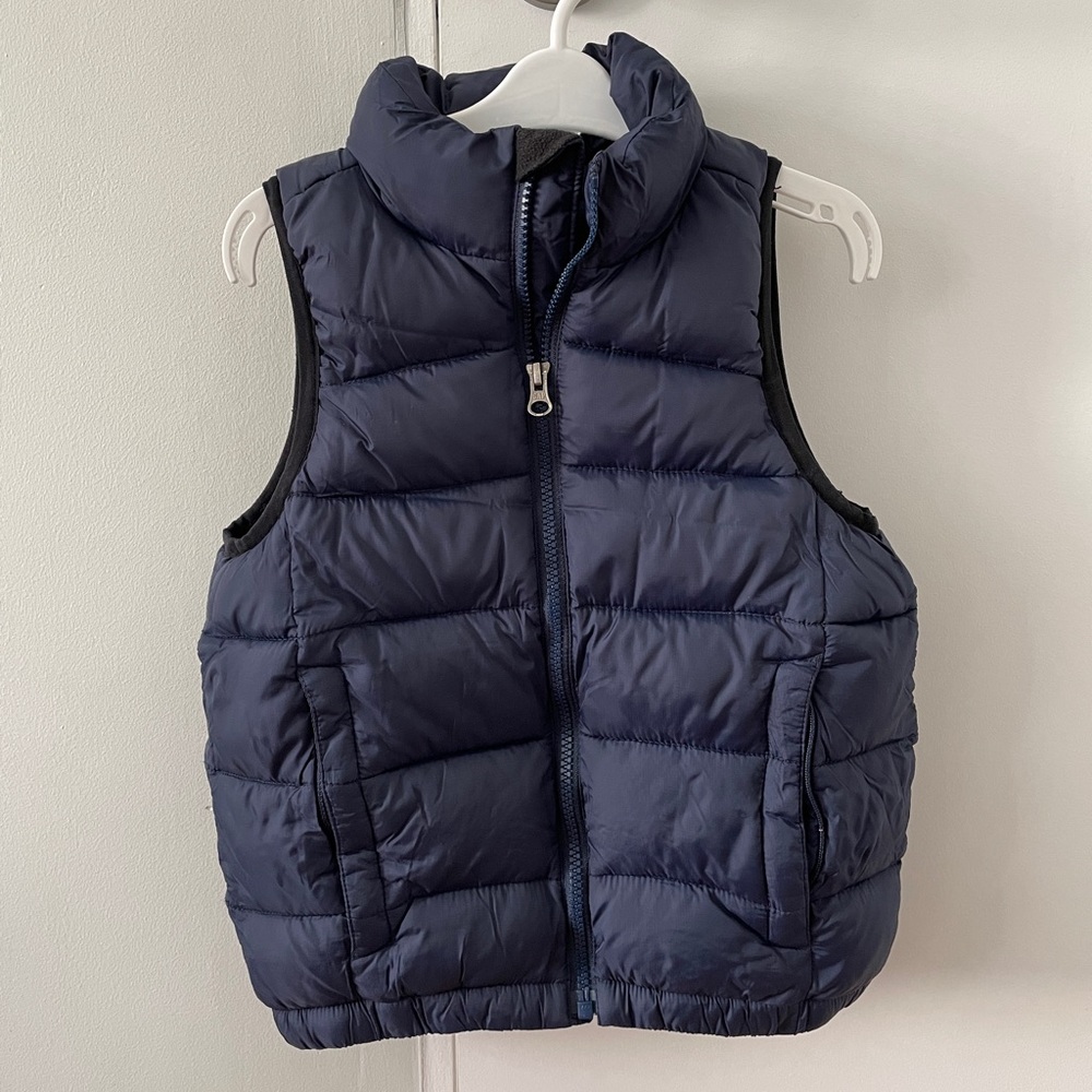 Gap Kids warm puffy vest - Small (4-5) - EUC